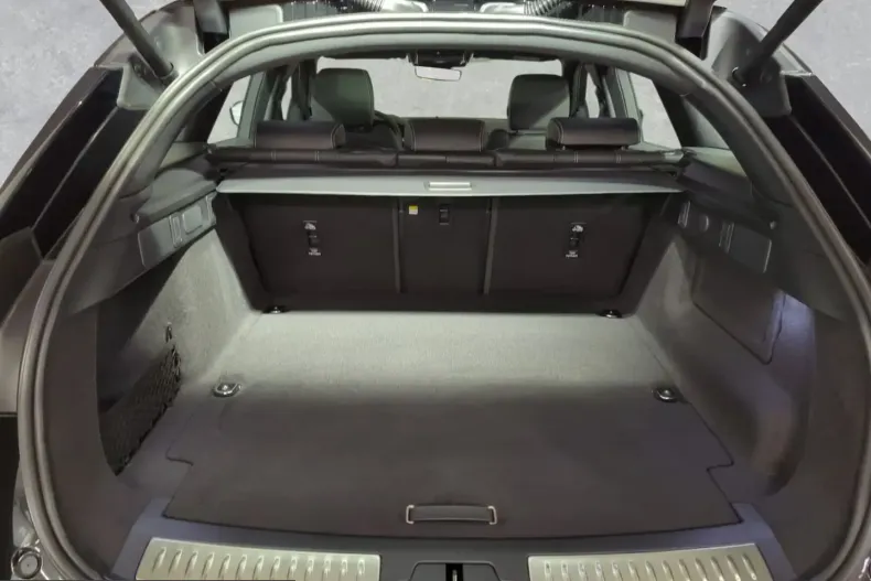 Land Rover Range Rover Velar din 2023 cu 3.000 km - oferta LAN204143 - foto 13