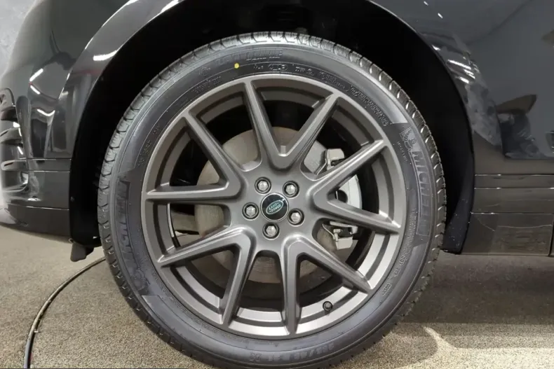 Land Rover Range Rover Velar din 2023 cu 3.000 km - oferta LAN204143 - foto 15