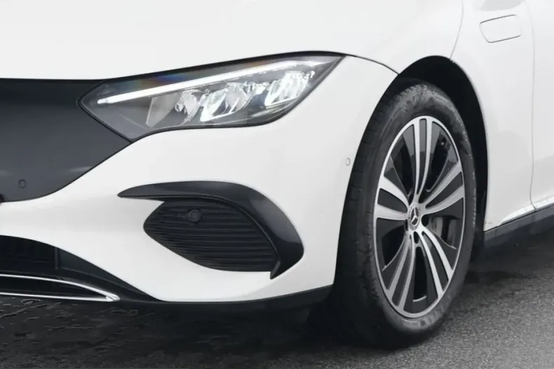 Mercedes-Benz EQE din 2025 cu 13.101 km - oferta MER204144 - foto 3