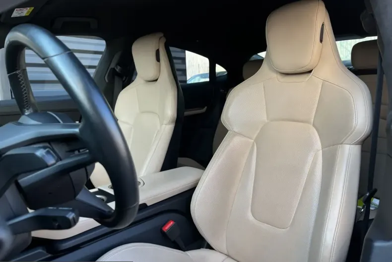 Porsche Taycan din 2023 cu 83.050 km - oferta POR204145 - foto 5