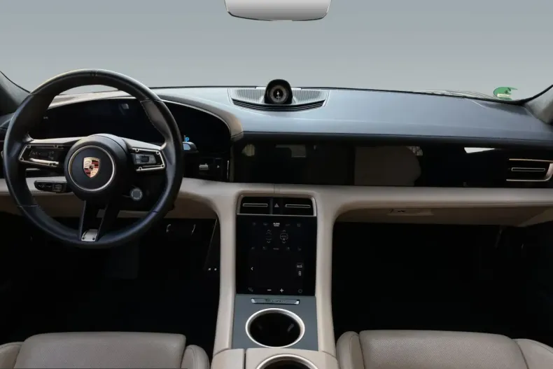 Porsche Taycan din 2023 cu 83.050 km - oferta POR204145 - foto 7