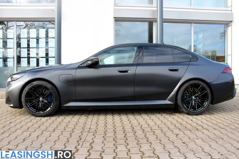 BMW M5 (Seria 5) din 2024 cu 37.490 km - oferta BMW204146 - foto 5