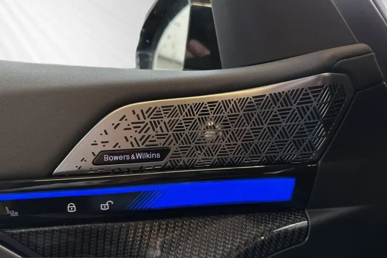 BMW M5 (Seria 5) din 2025 cu 12.900 km - oferta BMW204151 - foto 20