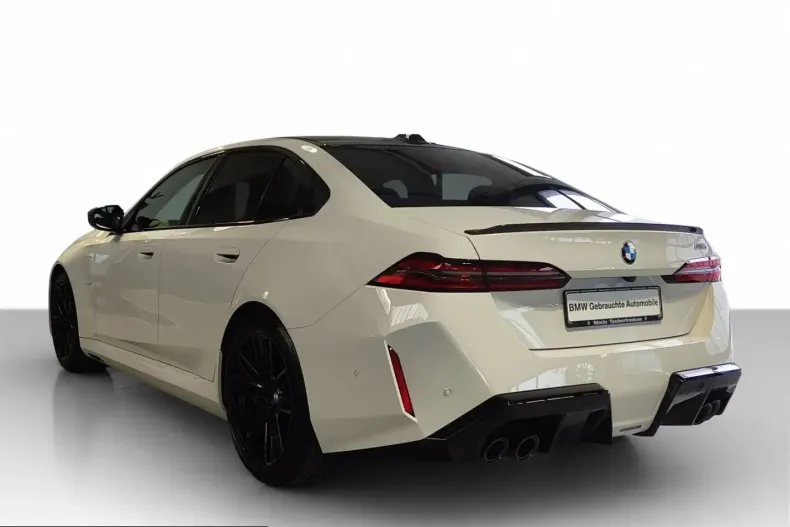 BMW M5 (Seria 5) din 2024 cu 9.628 km - oferta BMW204152 - foto 5