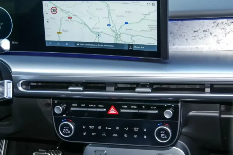 Hyundai IONIQ 9 din 2025 cu 9.900 km - oferta HYU204153 - foto 3