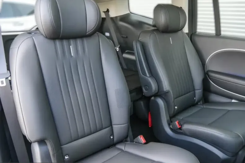 Hyundai IONIQ 9 din 2025 cu 9.900 km - oferta HYU204153 - foto 7