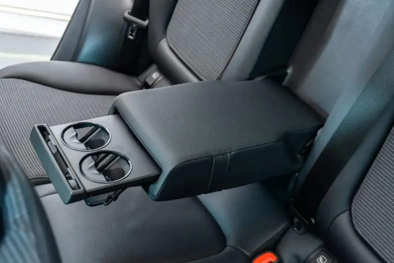 Mercedes-Benz GLC 200 (Clasa GLC) din 2022 cu 85.293 km - oferta MER204157 - foto 25