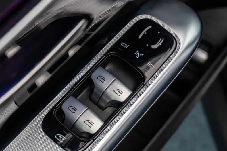 Mercedes-Benz GLC 200 (Clasa GLC) din 2022 cu 85.293 km - oferta MER204157 - foto 27