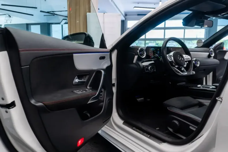 Mercedes-Benz CL 160 din 2022 cu 45.300 km - oferta MER204158 - foto 19