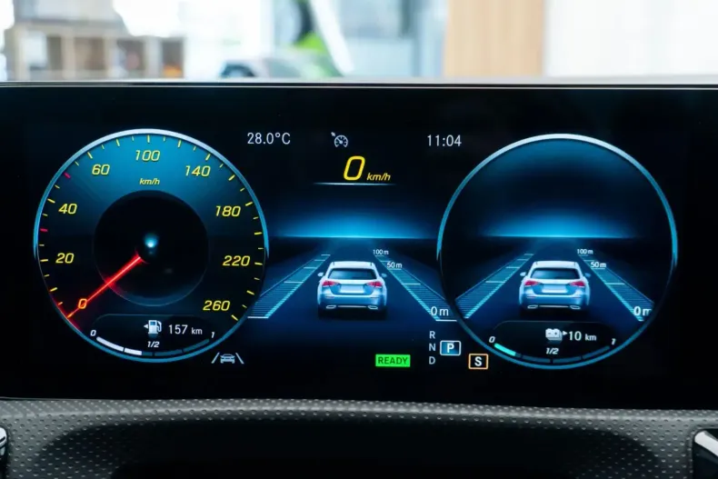 Mercedes-Benz CL 160 din 2022 cu 45.300 km - oferta MER204158 - foto 38