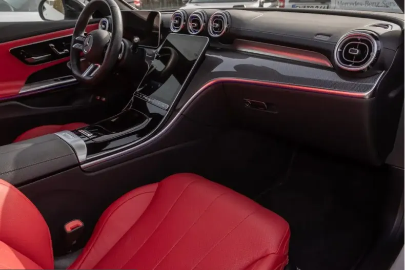 Mercedes-Benz CLE 300 (Clasa CLE) din 2024 cu 9.987 km - oferta MER204161 - foto 7