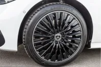 Mercedes-Benz CLE 300 (Clasa CLE) din 2024 cu 9.987 km - oferta MER204161 - foto 11