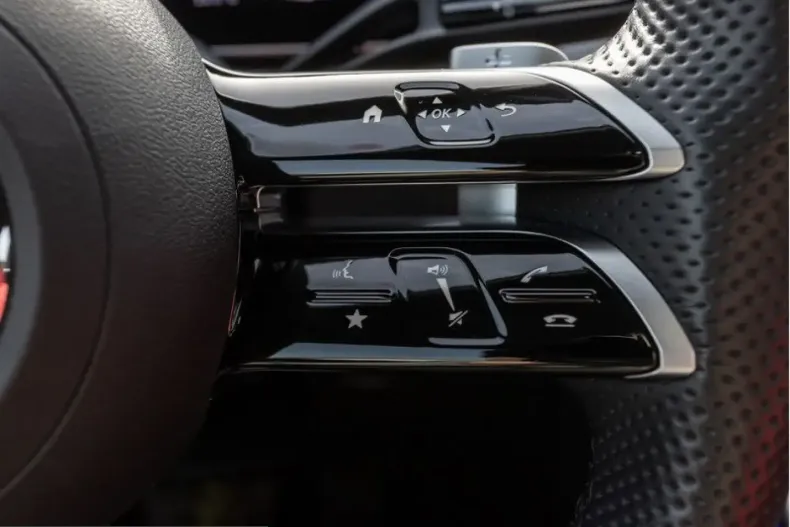 Mercedes-Benz CLE 300 (Clasa CLE) din 2024 cu 9.987 km - oferta MER204161 - foto 20