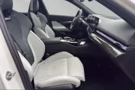 BMW M5 (Seria 5) din 2025 cu 14.980 km - oferta BMW204168 - foto 16