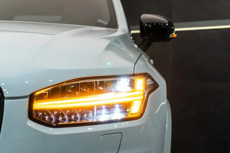 Volvo XC90 din 2022 cu 96.638 km - oferta VOL204169 - foto 13