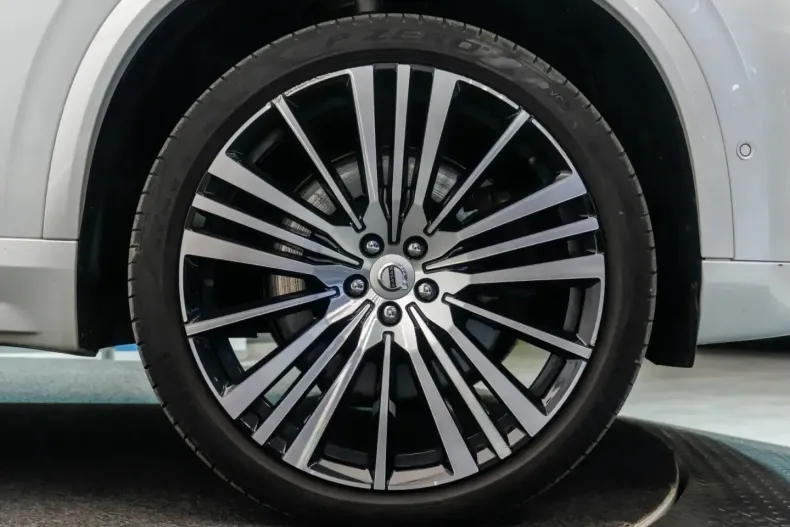 Volvo XC90 din 2022 cu 96.638 km - oferta VOL204169 - foto 16