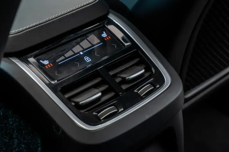 Volvo XC90 din 2022 cu 96.638 km - oferta VOL204169 - foto 27