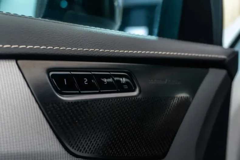 Volvo XC90 din 2022 cu 96.638 km - oferta VOL204169 - foto 31