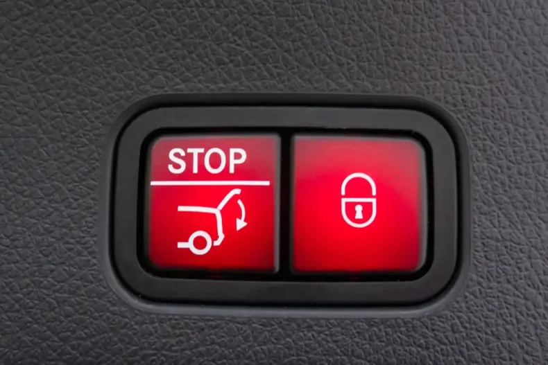 Mercedes-Benz GLC 200 (Clasa GLC) din 2022 cu 48.893 km - oferta MER204176 - foto 22