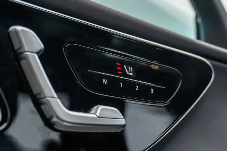 Mercedes-Benz GLC 200 (Clasa GLC) din 2022 cu 48.893 km - oferta MER204176 - foto 28