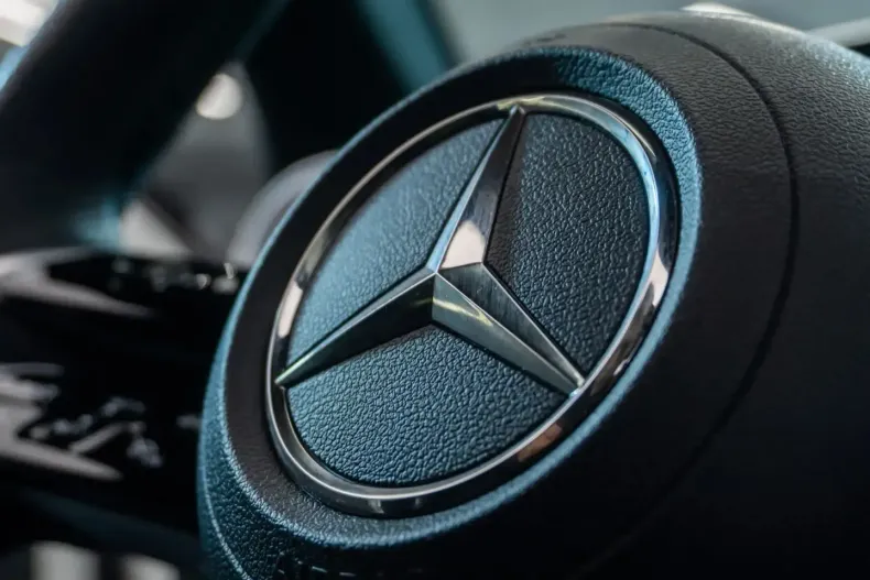 Mercedes-Benz GLC 200 (Clasa GLC) din 2022 cu 48.893 km - oferta MER204176 - foto 29