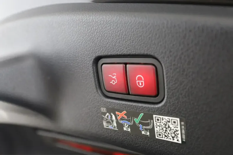 Mercedes-Benz CLE 200 (Clasa CLE) din 2024 cu 11.100 km - oferta MER204177 - foto 21