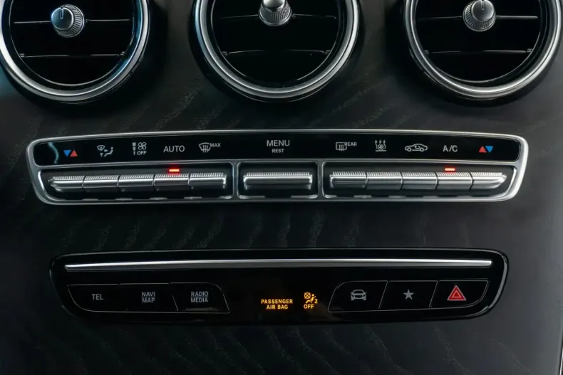 Mercedes-Benz GLC 200 (Clasa GLC) din 2021 cu 105.263 km - oferta MER204178 - foto 33