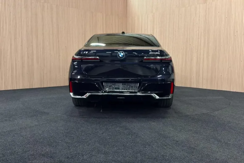 BMW i7 (Seria 7) din 2024 cu 24.200 km - oferta BMW204184 - foto 2