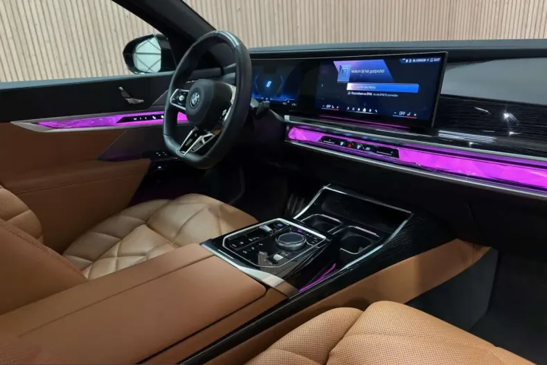 BMW i7 (Seria 7) din 2024 cu 24.200 km - oferta BMW204184 - foto 4