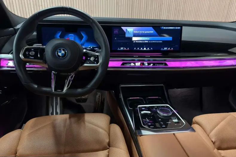 BMW i7 (Seria 7) din 2024 cu 24.200 km - oferta BMW204184 - foto 6