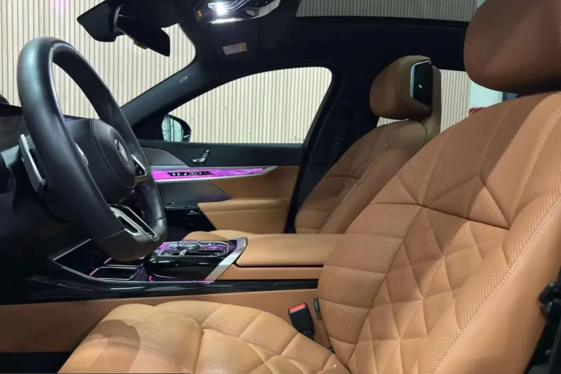 BMW i7 (Seria 7) din 2024 cu 24.200 km - oferta BMW204184 - foto 7