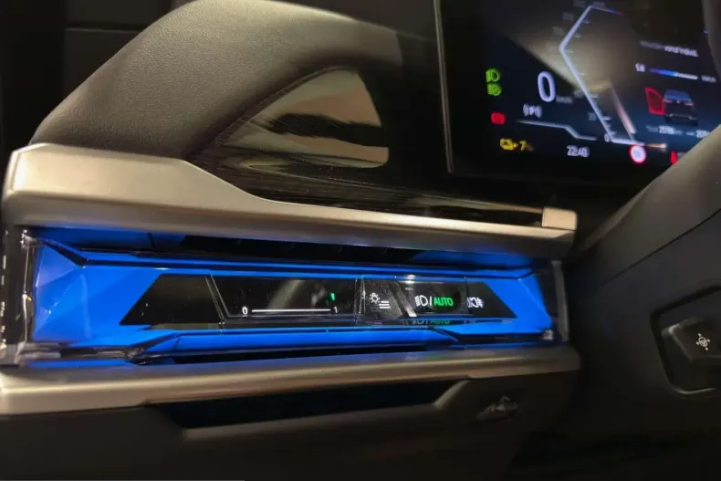 BMW i7 (Seria 7) din 2024 cu 24.200 km - oferta BMW204184 - foto 13