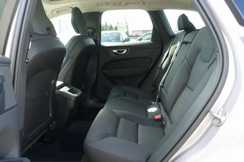 Volvo XC60 din 2025 cu 20.150 km - oferta VOL204187 - foto 12