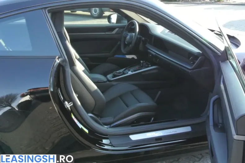 Porsche 992 din 2026 cu 5.999 km - oferta POR204188 - foto 12