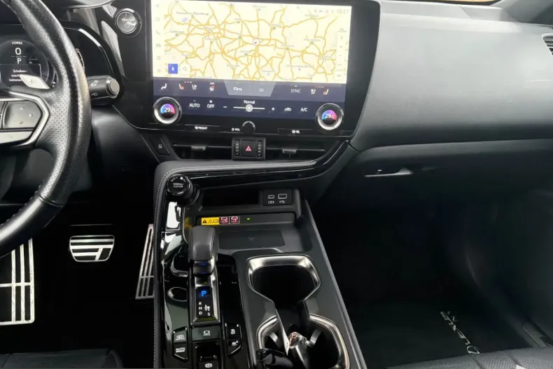 Lexus NX 450h din 2022 cu 44.027 km - oferta LEX204189 - foto 9