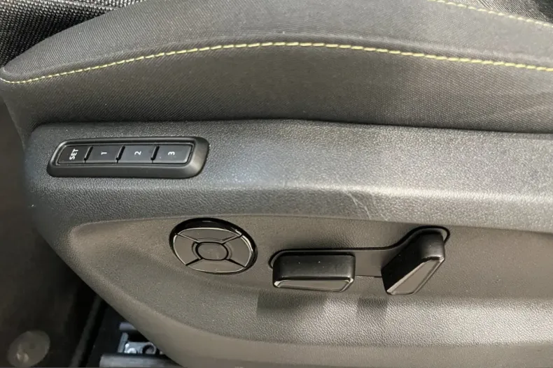 Skoda Kodiaq din 2025 cu 21.451 km - oferta SKO204194 - foto 9