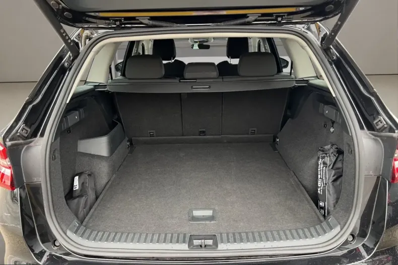 Skoda Kodiaq din 2025 cu 21.451 km - oferta SKO204194 - foto 16