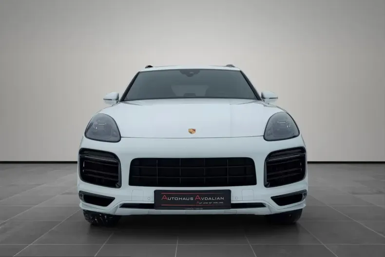 Porsche Cayenne din 2022 cu 49.960 km - oferta POR204196 - foto 2