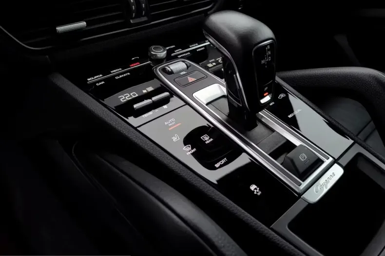 Porsche Cayenne din 2022 cu 49.960 km - oferta POR204196 - foto 10