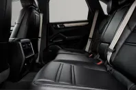 Porsche Cayenne din 2022 cu 49.960 km - oferta POR204196 - foto 13