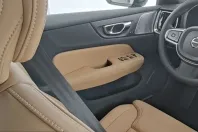 Volvo V60 din 2025 cu 4.621 km - oferta VOL204198 - foto 11