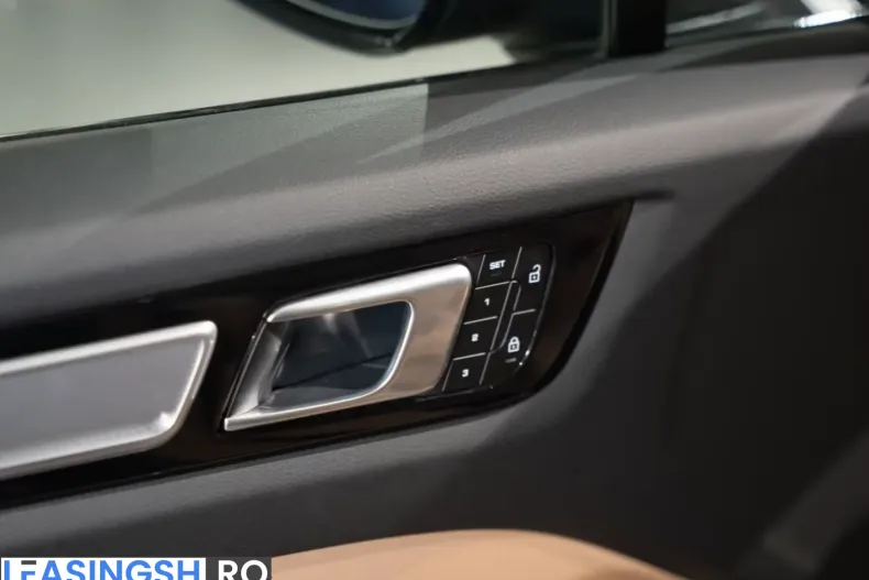 Porsche Cayenne din 2022 cu 56.300 km - oferta POR204199 - foto 14