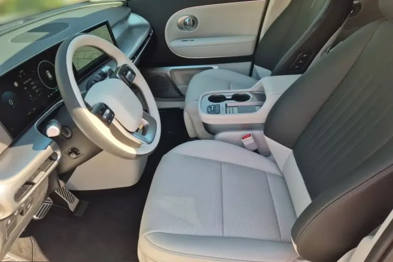 Hyundai IONIQ 9 din 2025 cu 4.500 km - oferta HYU204201 - foto 7