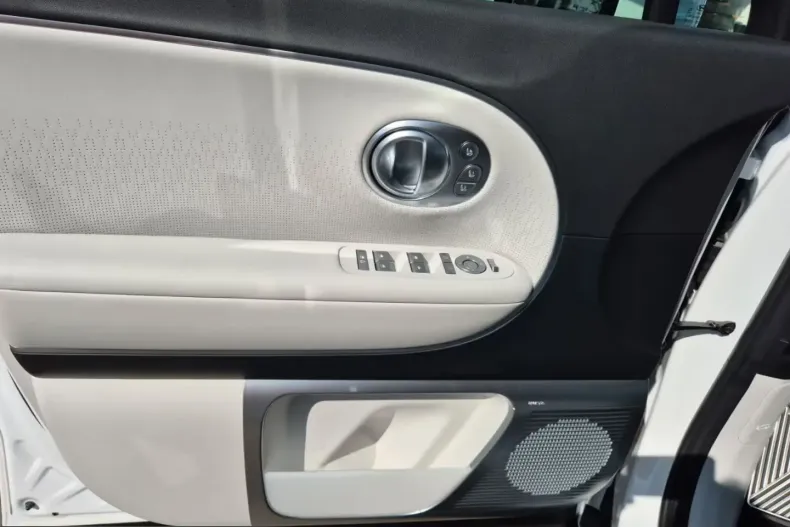 Hyundai IONIQ 9 din 2025 cu 4.500 km - oferta HYU204201 - foto 15