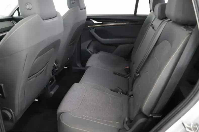 Skoda Kodiaq din 2025 cu 53.490 km - oferta SKO204207 - foto 15