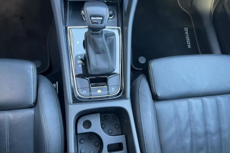 Skoda Kodiaq din 2023 cu 38.079 km - oferta SKO204209 - foto 10