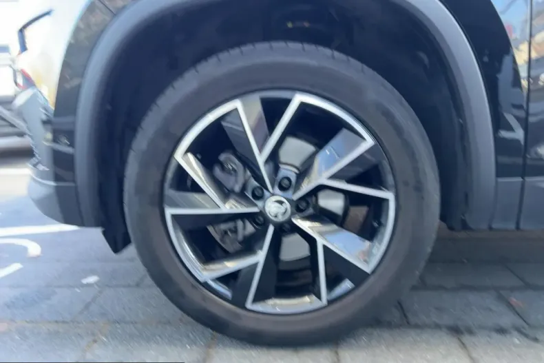 Skoda Kodiaq din 2023 cu 38.079 km - oferta SKO204209 - foto 12