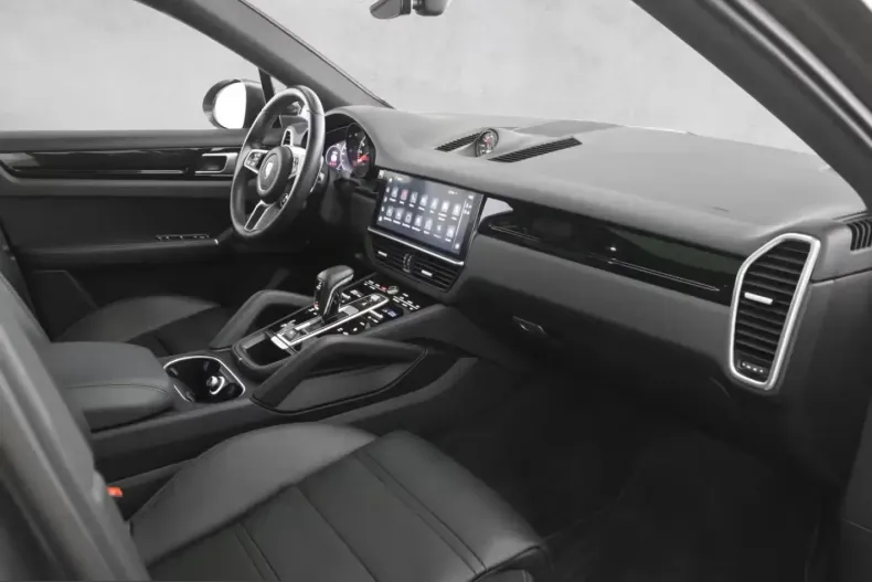 Porsche Cayenne din 2023 cu 56.123 km - oferta POR204221 - foto 17