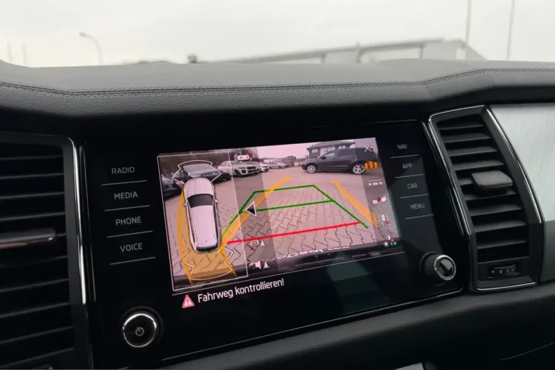 Skoda Kodiaq din 2023 cu 39.519 km - oferta SKO204222 - foto 15