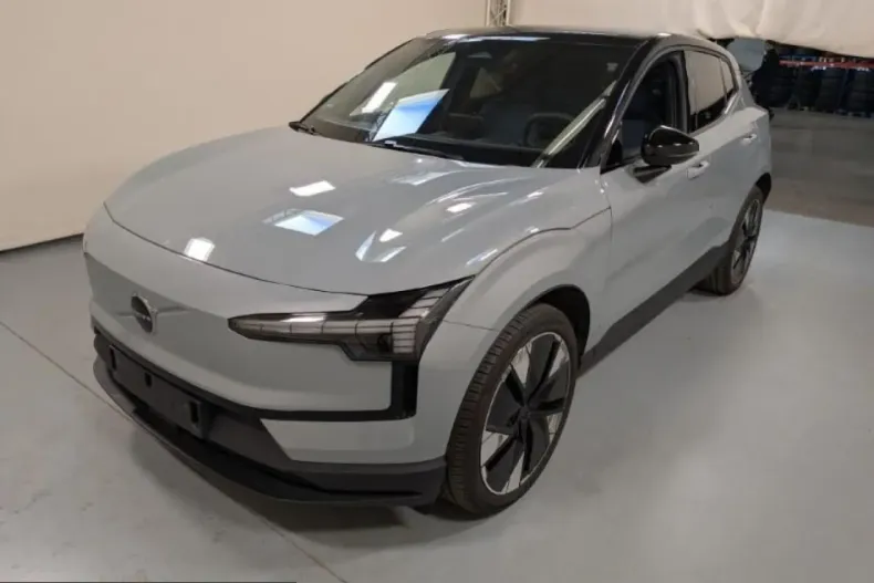 Volvo EX30 din 2025 cu 14.624 km - oferta VOL204223 - foto 1